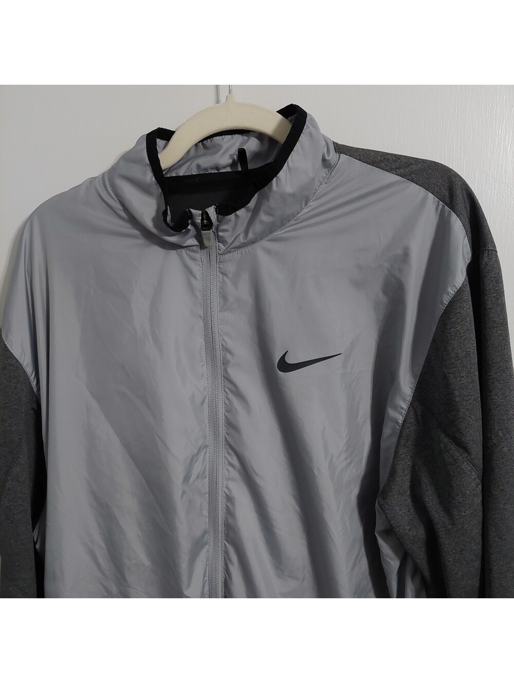 Nike Golf Men's Lightweight Full-Zip Jacket XL Gray Black Polyester